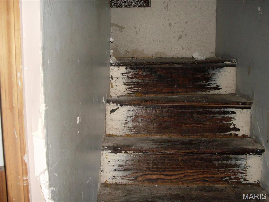 3237 Barrett Street St. Louis, MO 63107 - Photo 27 of 39