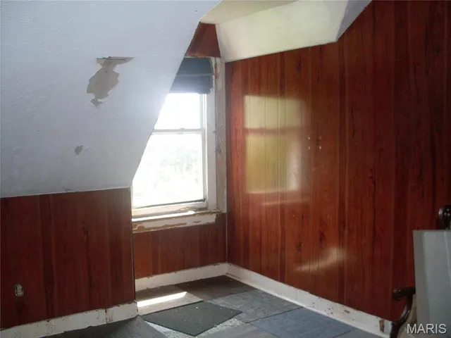 $150,000 | 3237 Barrett Street, St. Louis, MO 63107