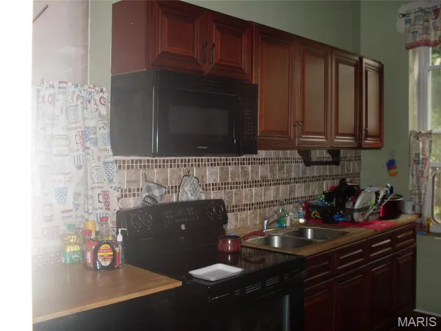 $150,000 | 3237 Barrett Street, St. Louis, MO 63107