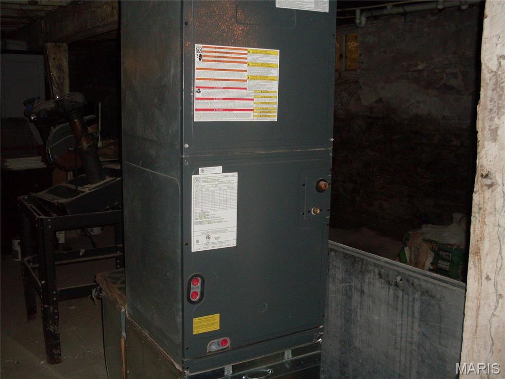 3237 Barrett Street St. Louis, MO 63107 - Photo 10 of 39