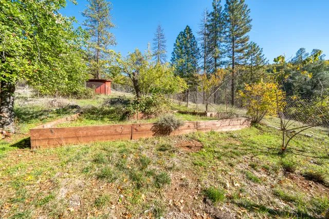 $299,900 | 20389 Our Road, Lakehead, CA 96051