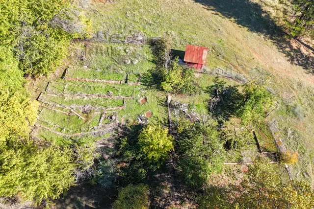 $299,900 | 20389 Our Road, Lakehead, CA 96051