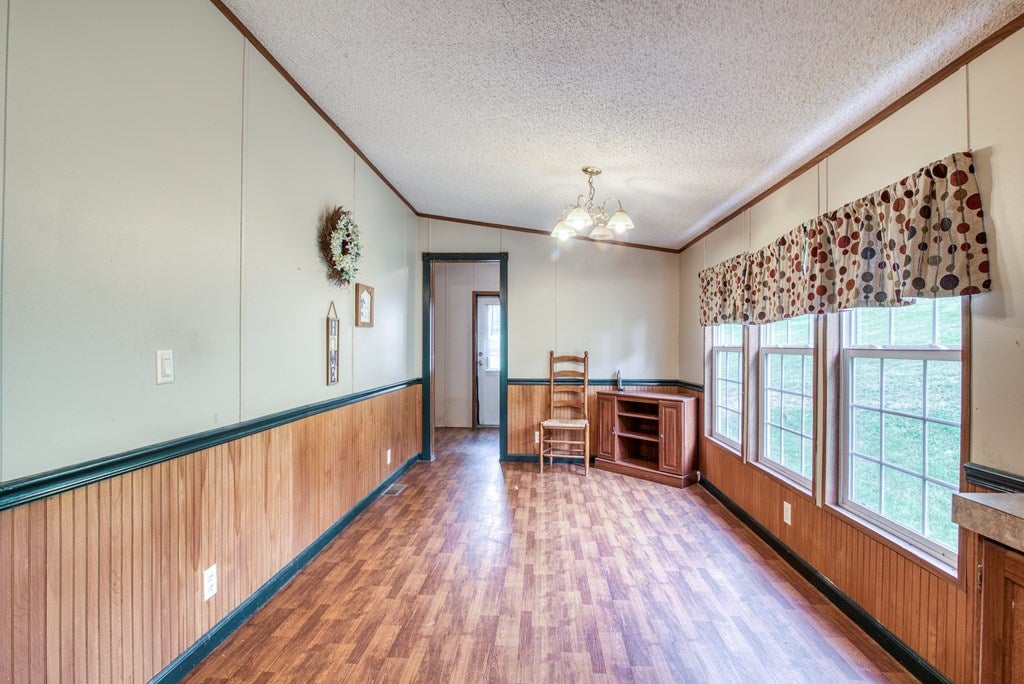 955 Grubmore Road Marion, VA 24354 - Photo 9 of 24 Gallery Image 9