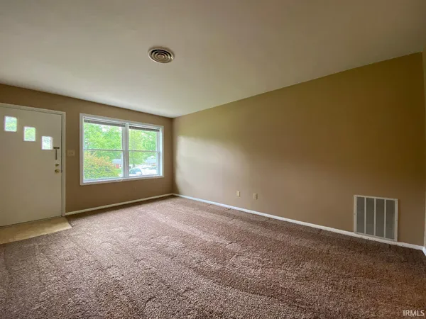 $1,200 | 3900 South Rendy Lane, Bloomington, IN 47403