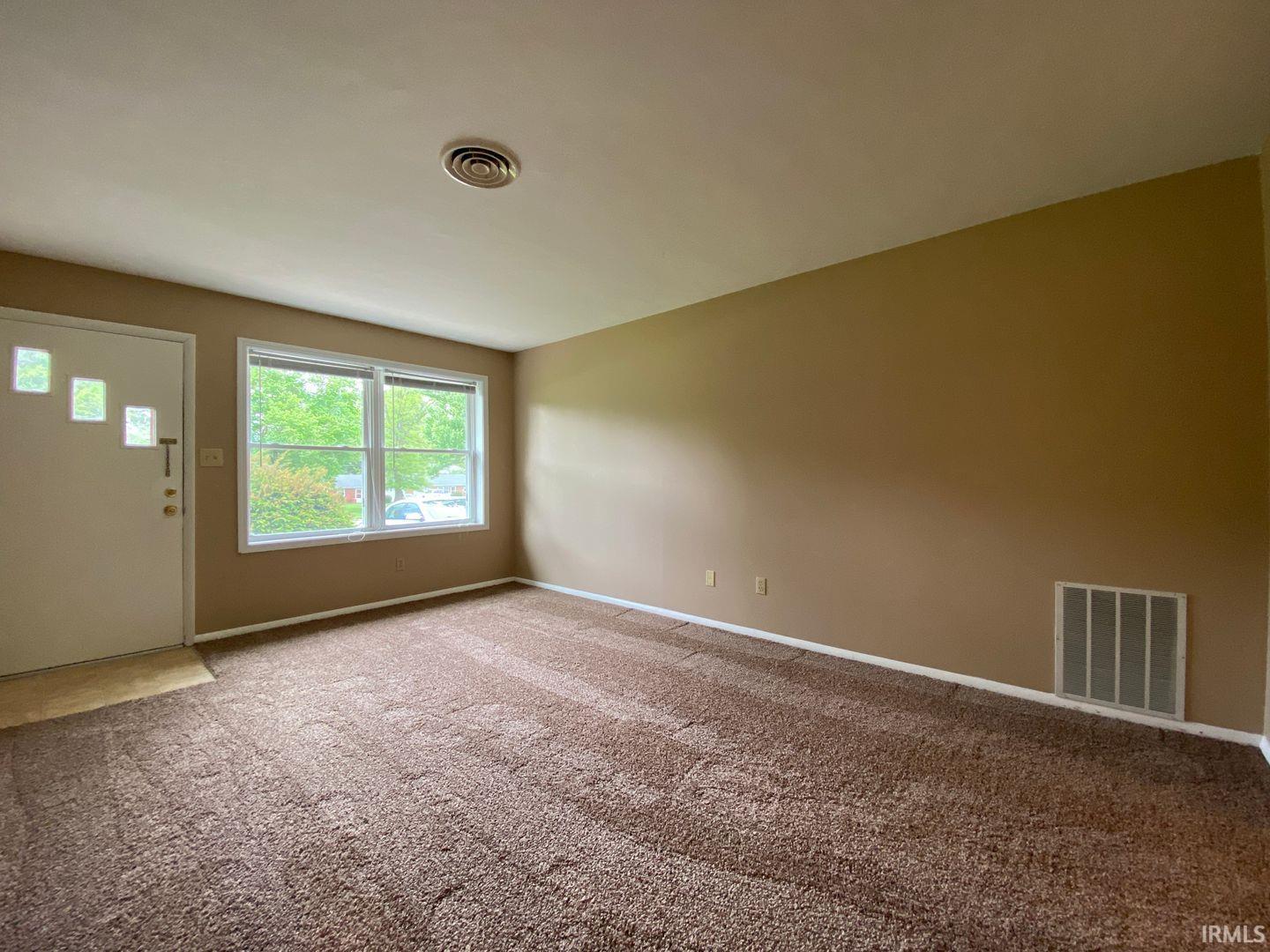 3900 South Rendy Lane Bloomington, IN 47403 - Photo 7 of 9