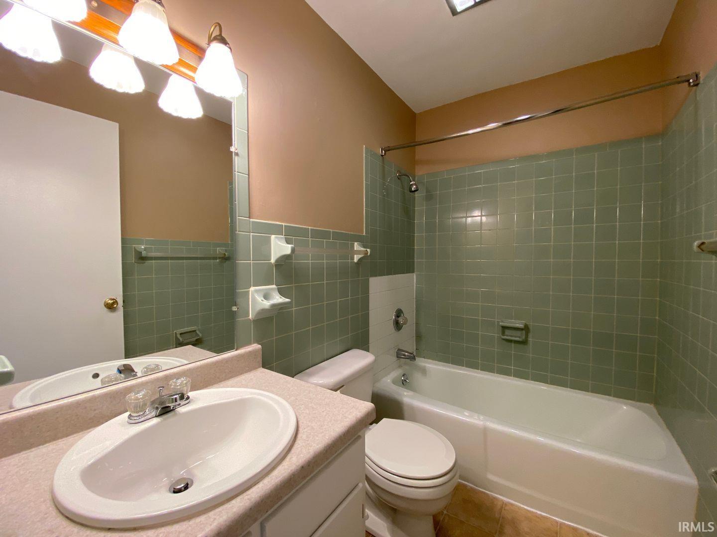 3900 South Rendy Lane Bloomington, IN 47403 - Photo 8 of 9