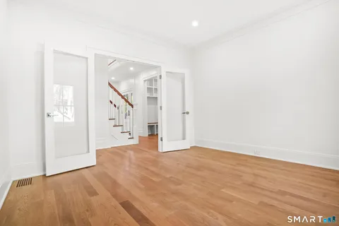 $3,649,000 | 20 Locust Hill Road, Darien, CT 06820