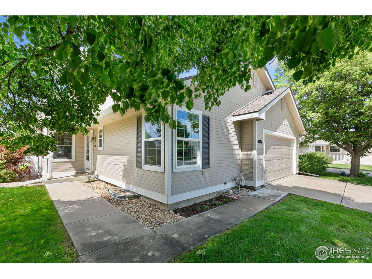 3024 Antelope Road Fort Collins, CO 80525 - Photo 2 of 20 Front door