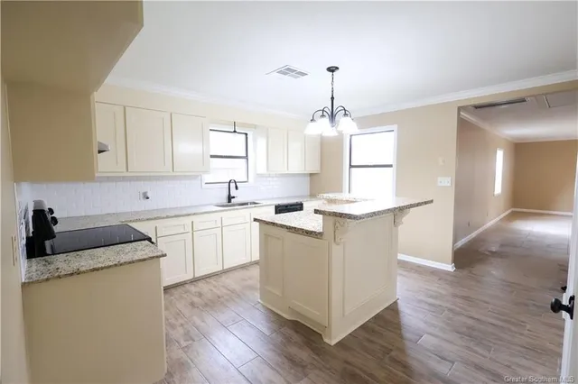 $224,900 | 4272 Holly Hill Court, Lake Charles, LA 70605