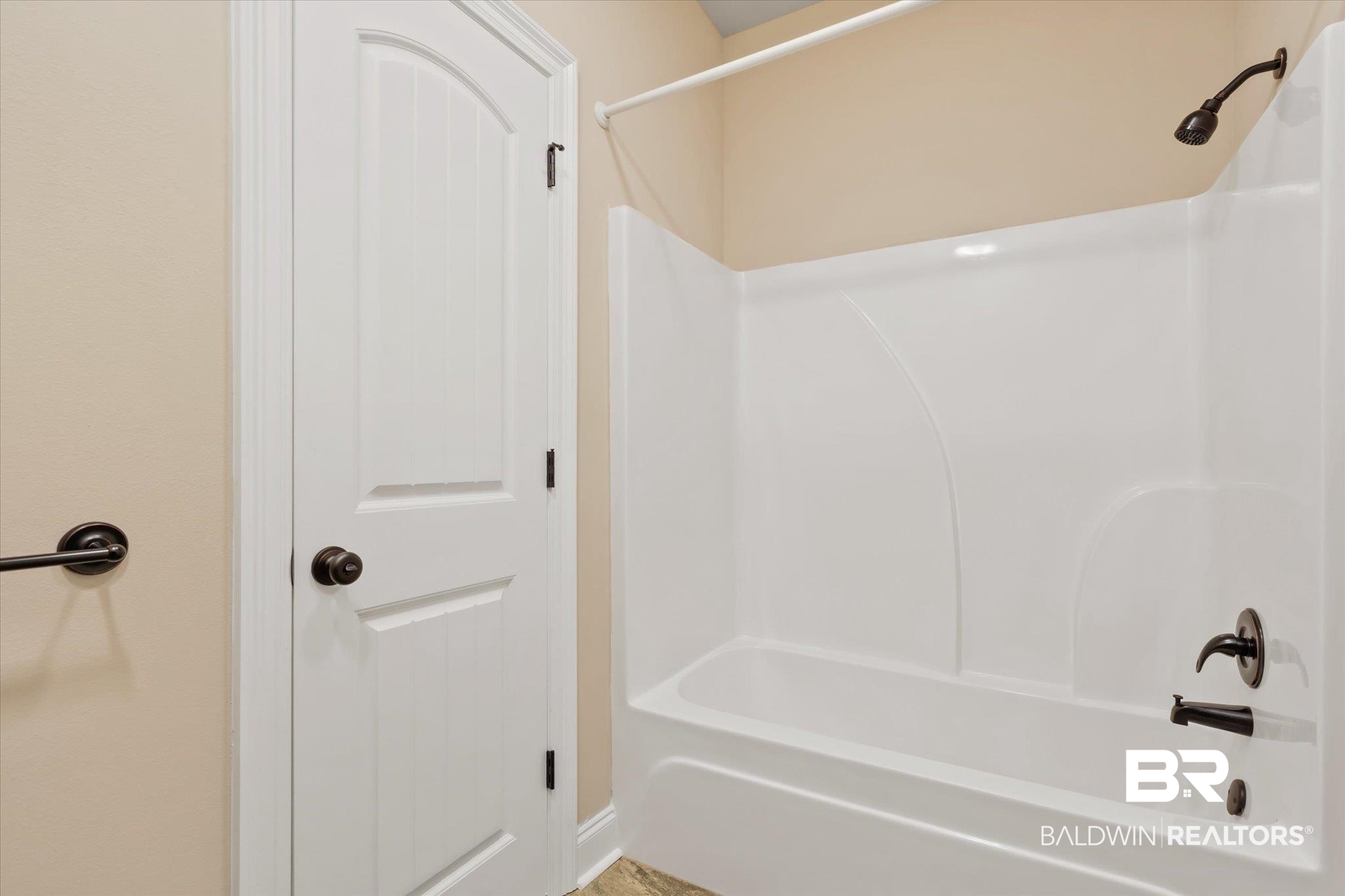 423 Breckin Drive Fairhope, AL 36532 - Photo 20 of 31 Bathroom with shower / bathtub combination