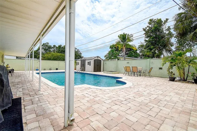 $454,500 | 5672 62nd Way North, St. Petersburg, FL 33709