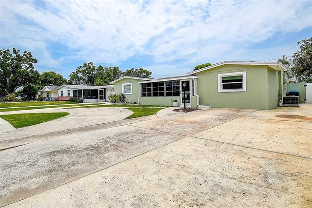 $454,500 | 5672 62nd Way North, St. Petersburg, FL 33709