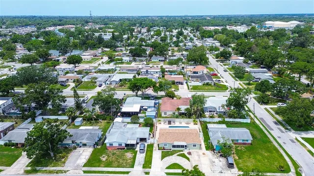 $454,500 | 5672 62nd Way North, St. Petersburg, FL 33709