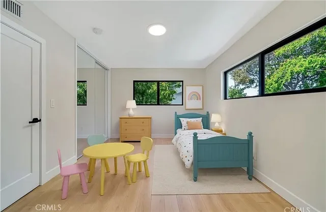 a view of walk in closet