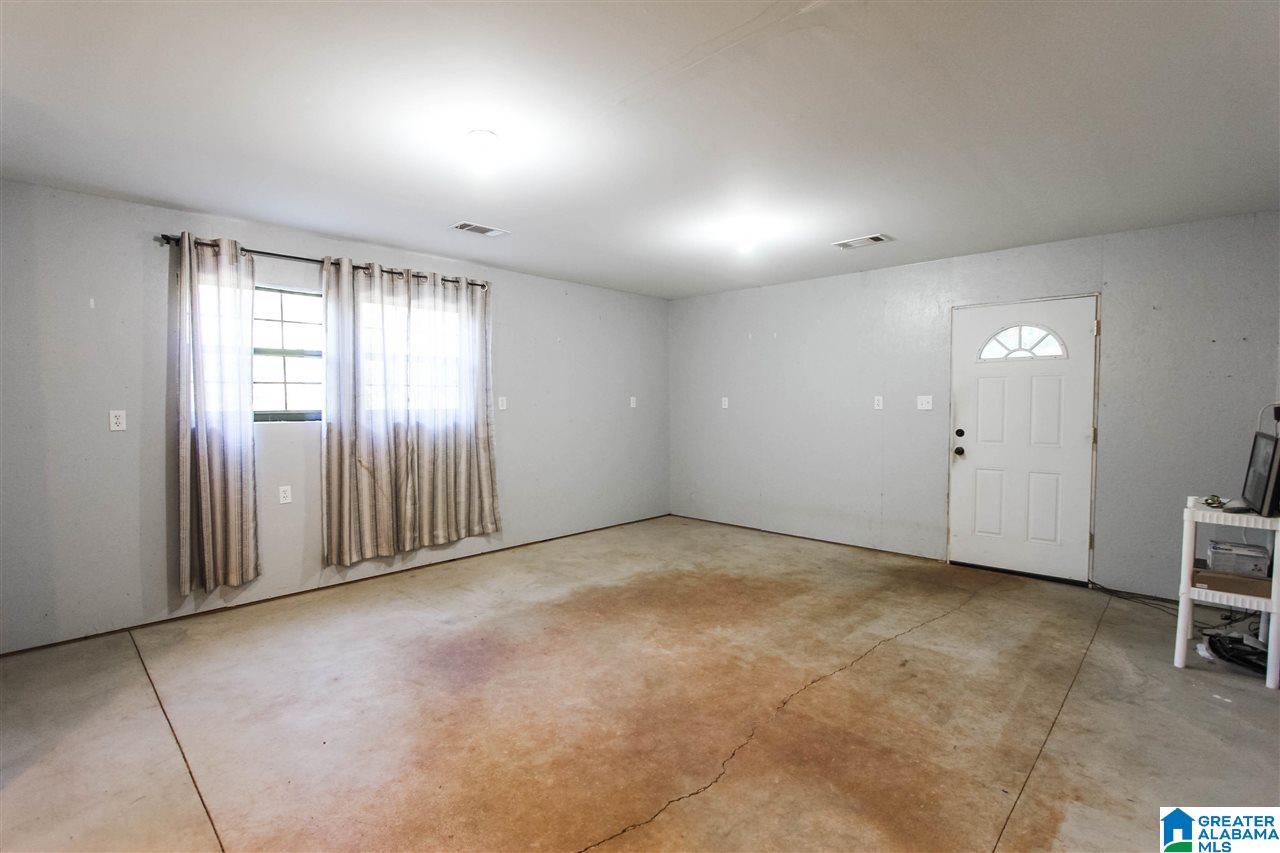 720 Valley Road Talladega, AL 35160 - Photo 11 of 38