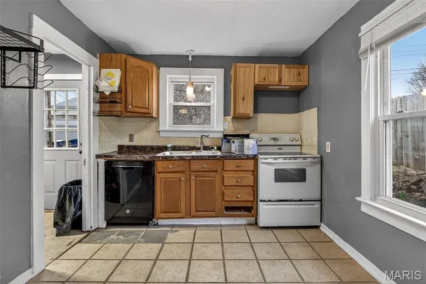 $138,000 | 308 North 7th Street, De Soto, MO 63020