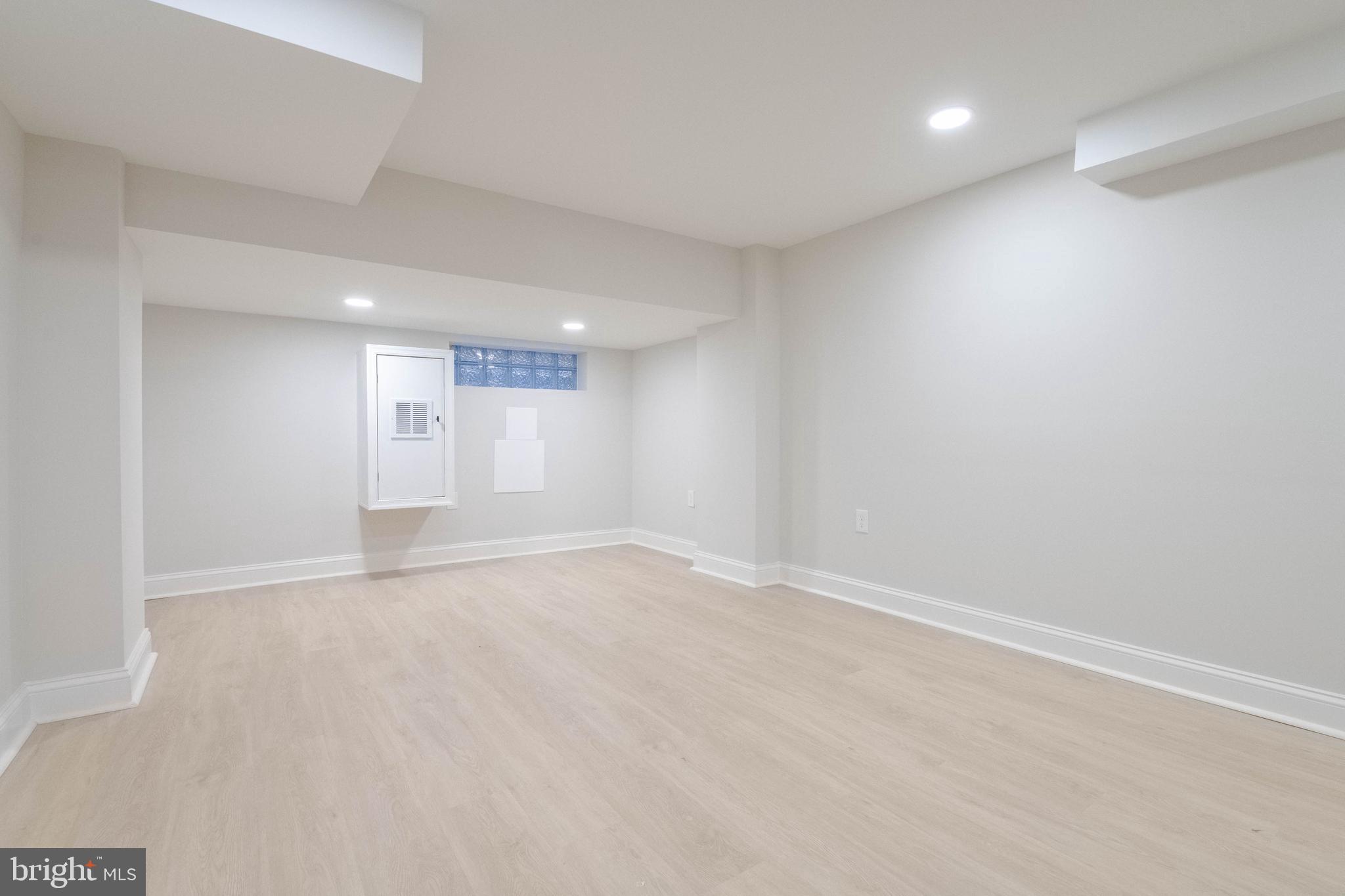 1654 Cliftview Avenue Baltimore, MD 21213 - Photo 27 of 37