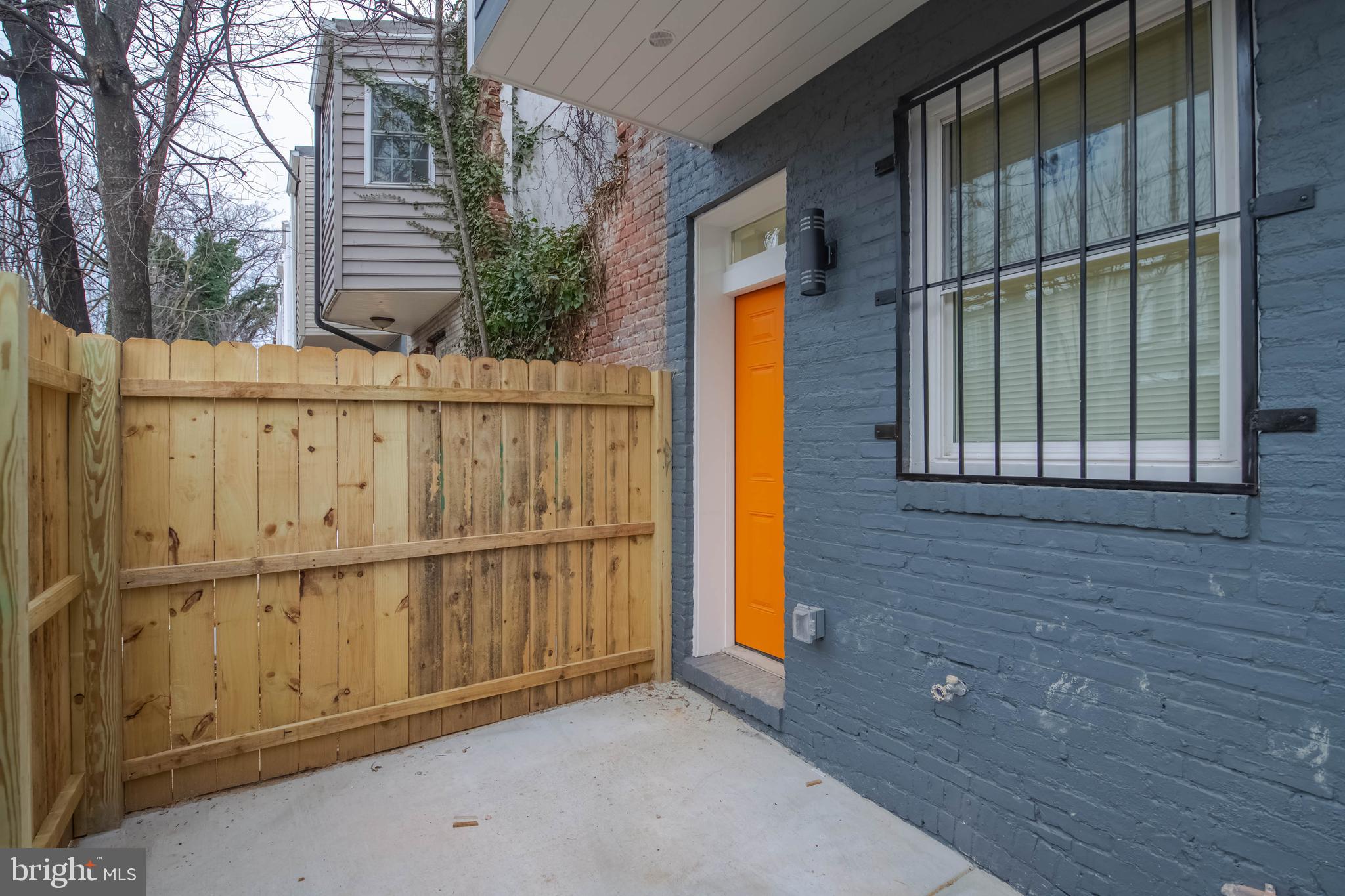 1654 Cliftview Avenue Baltimore, MD 21213 - Photo 36 of 37