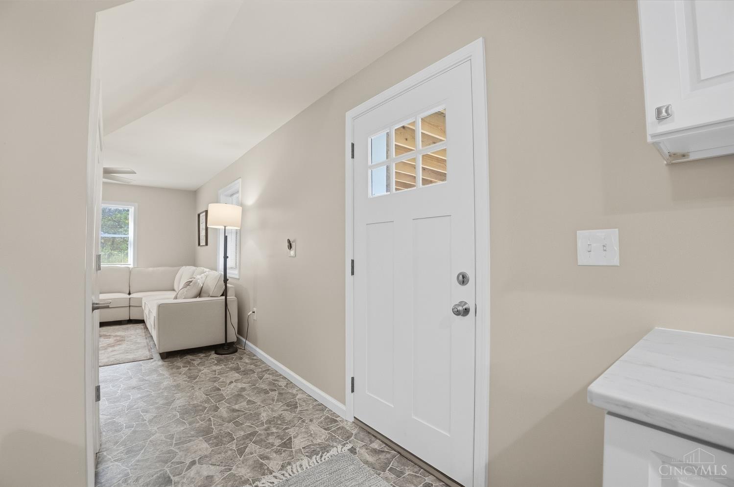 6453 Strout Road Morrow, OH 45152 - Photo 6 of 47