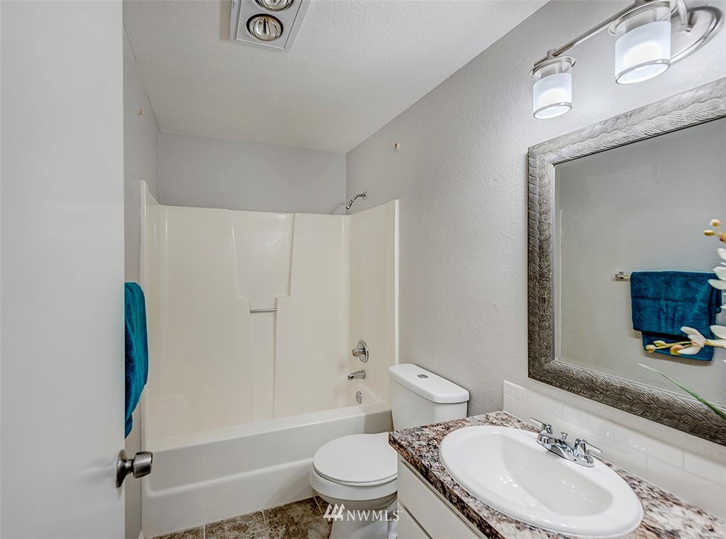 21431 Damson Road Bothell, WA 98021 - Photo 12 of 14