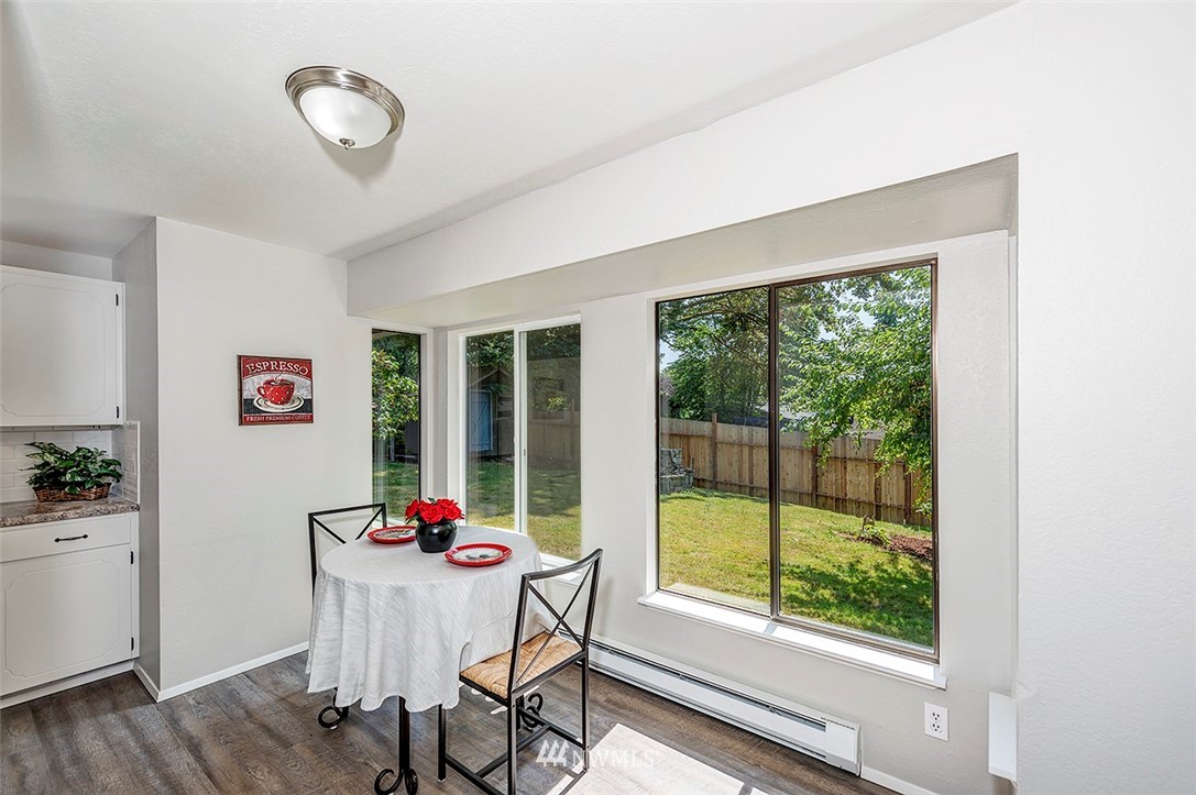 21431 Damson Road Bothell, WA 98021 - Photo 6 of 14