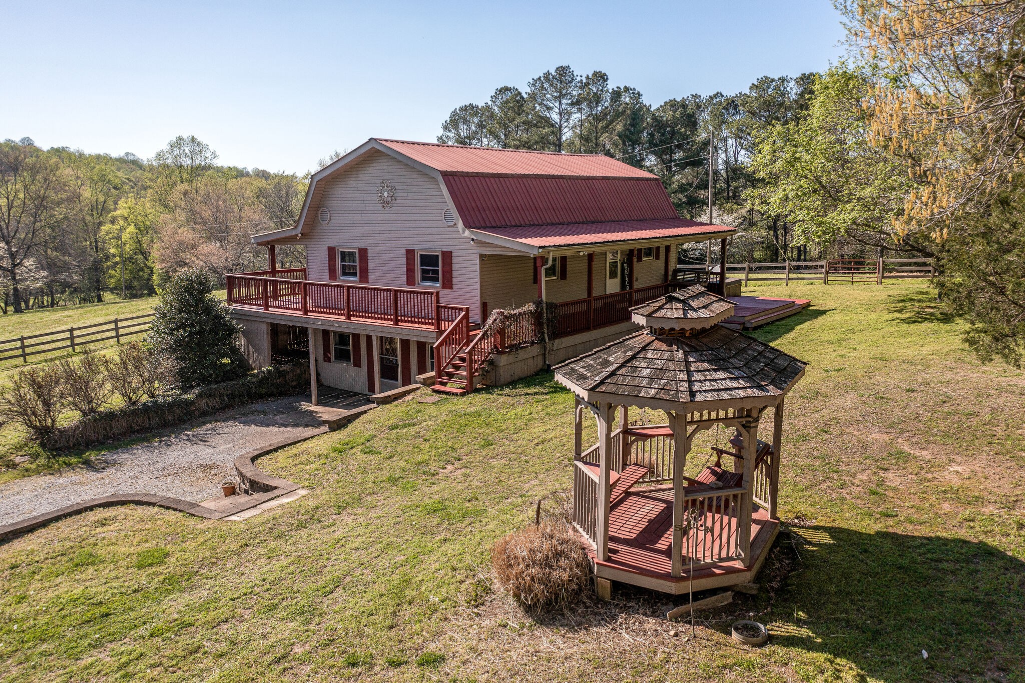 1060 St Paul Road Charlotte, TN 37036 - Photo 13 of 45 Gallery Image 13