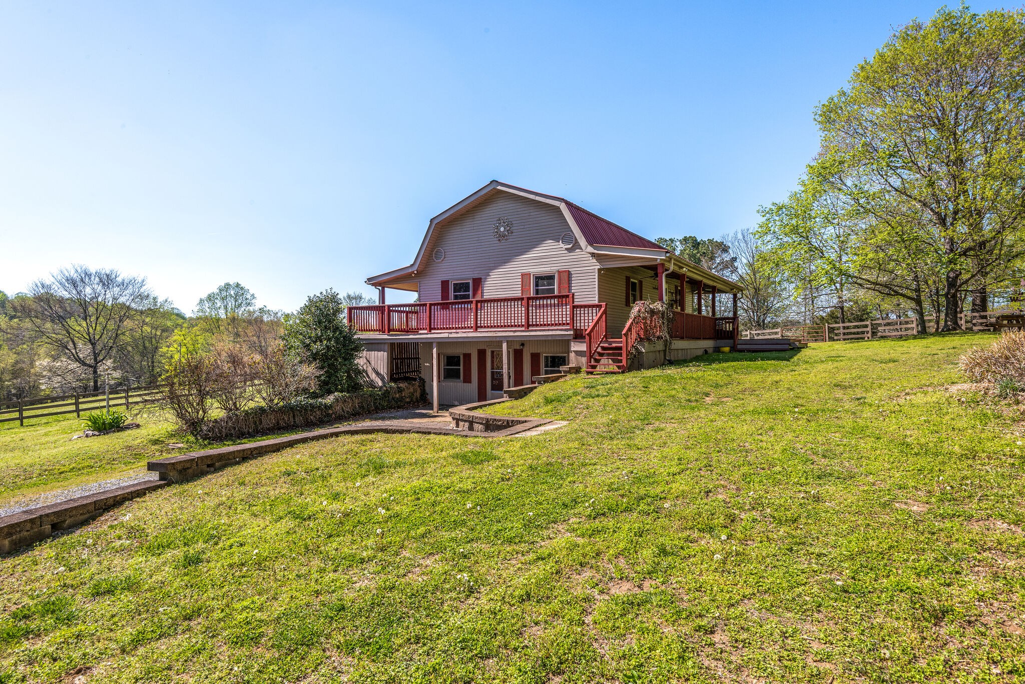1060 St Paul Road Charlotte, TN 37036 - Photo 5 of 45 Gallery Image 5