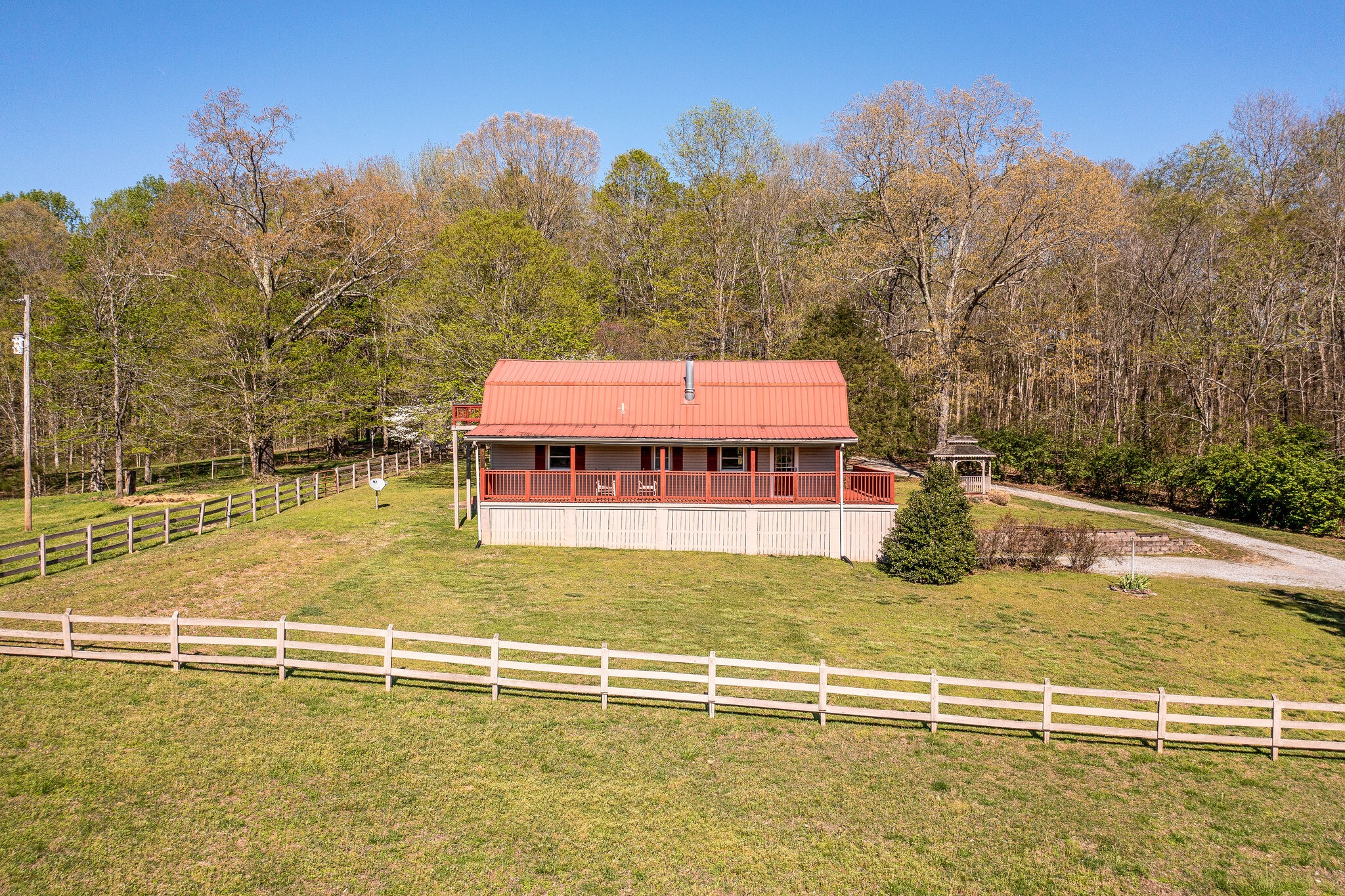 1060 St Paul Road Charlotte, TN 37036 - Photo 7 of 45 Gallery Image 7