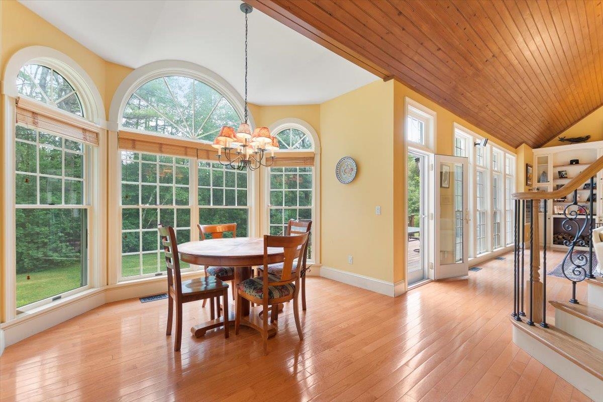 260 Village Glen Road Manchester, VT 05255 - Photo 6 of 16 Gallery Image 6
