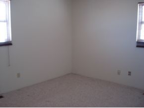 2117 North Reed Road Chino Valley, AZ 86323 - Photo 4 of 11 a room that has a window