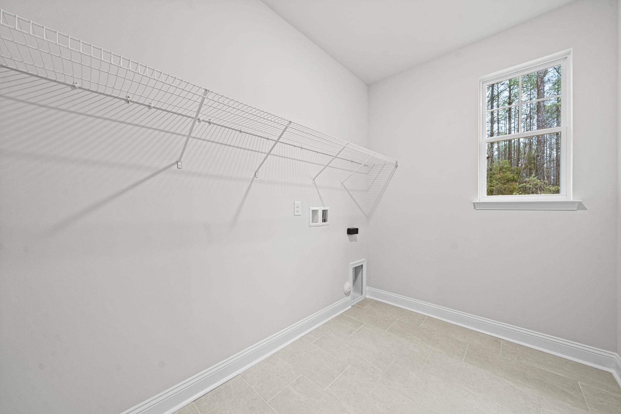 128 Jaspers Lane Stuarts Draft, VA 24477 - Photo 19 of 26 an empty room with a window