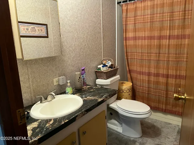 $189,000 | 251 Paradise Shores Road, Crescent City, FL 32112