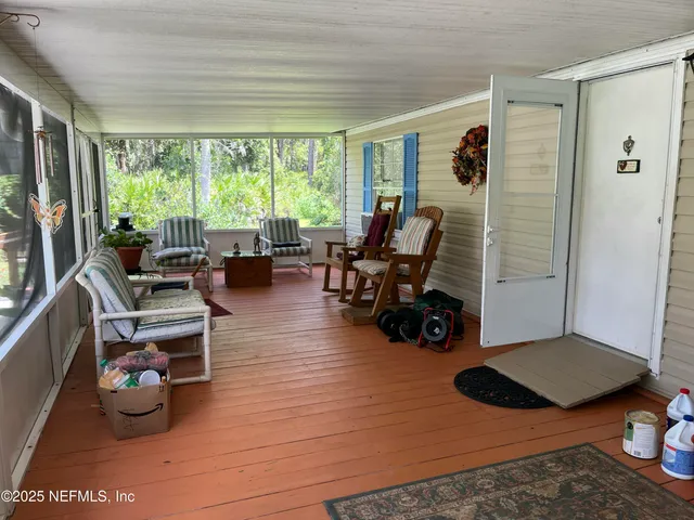 $189,000 | 251 Paradise Shores Road, Crescent City, FL 32112