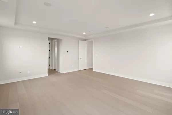 $8,890 | 857 North Manchester Street, Arlington, VA 22205