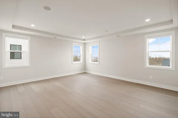 $8,890 | 857 North Manchester Street, Arlington, VA 22205