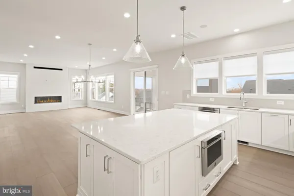 $8,890 | 857 North Manchester Street, Arlington, VA 22205