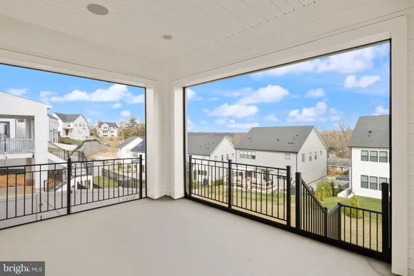 $8,890 | 857 North Manchester Street, Arlington, VA 22205