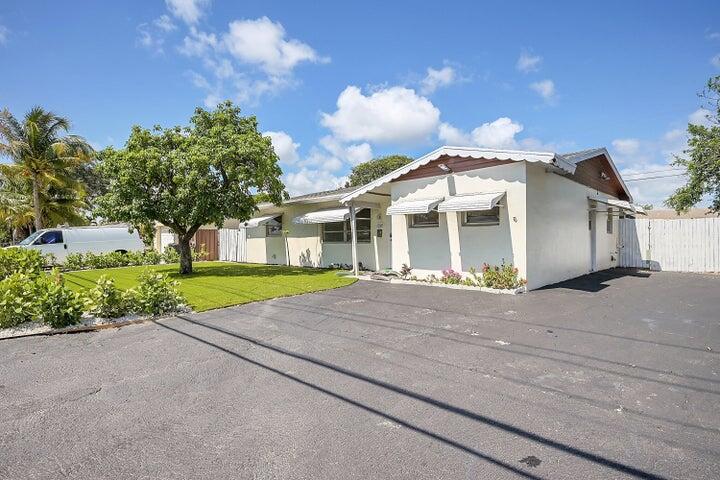 1308 South Congress Avenue Delray Beach, FL 33445 - Photo 1 of 30 Front