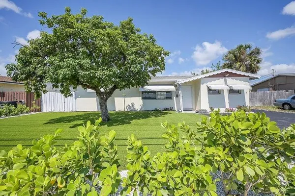 $3,000 | 1308 South Congress Avenue, Delray Beach, FL 33445