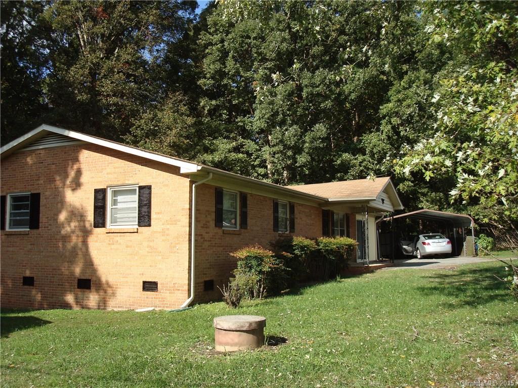 1411 Mayberry Road Dallas, NC 28034 - Photo 2 of 24 Gallery Image 2