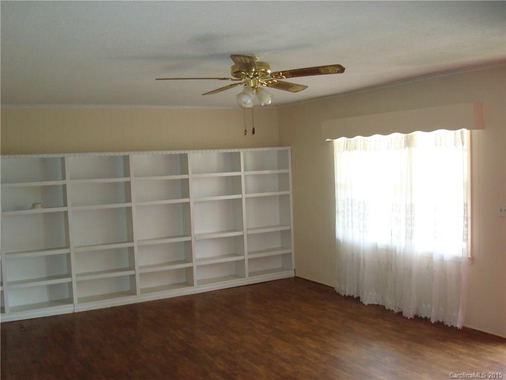 1411 Mayberry Road Dallas, NC 28034 - Photo 17 of 24 Gallery Image 17