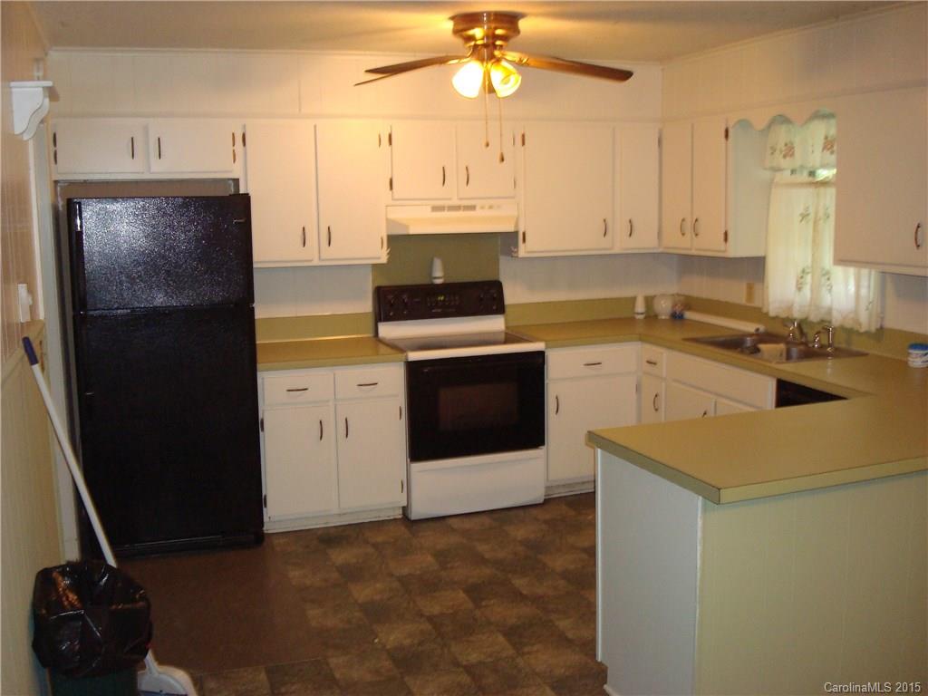 1411 Mayberry Road Dallas, NC 28034 - Photo 18 of 24 Gallery Image 18