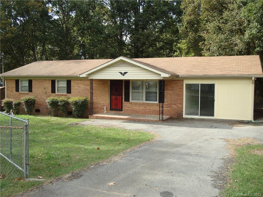 1411 Mayberry Road Dallas, NC 28034 - Photo 3 of 24 Gallery Image 3