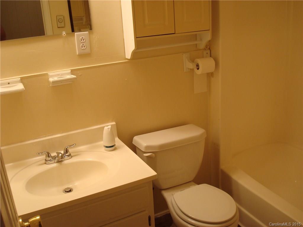 1411 Mayberry Road Dallas, NC 28034 - Photo 23 of 24 Gallery Image 23