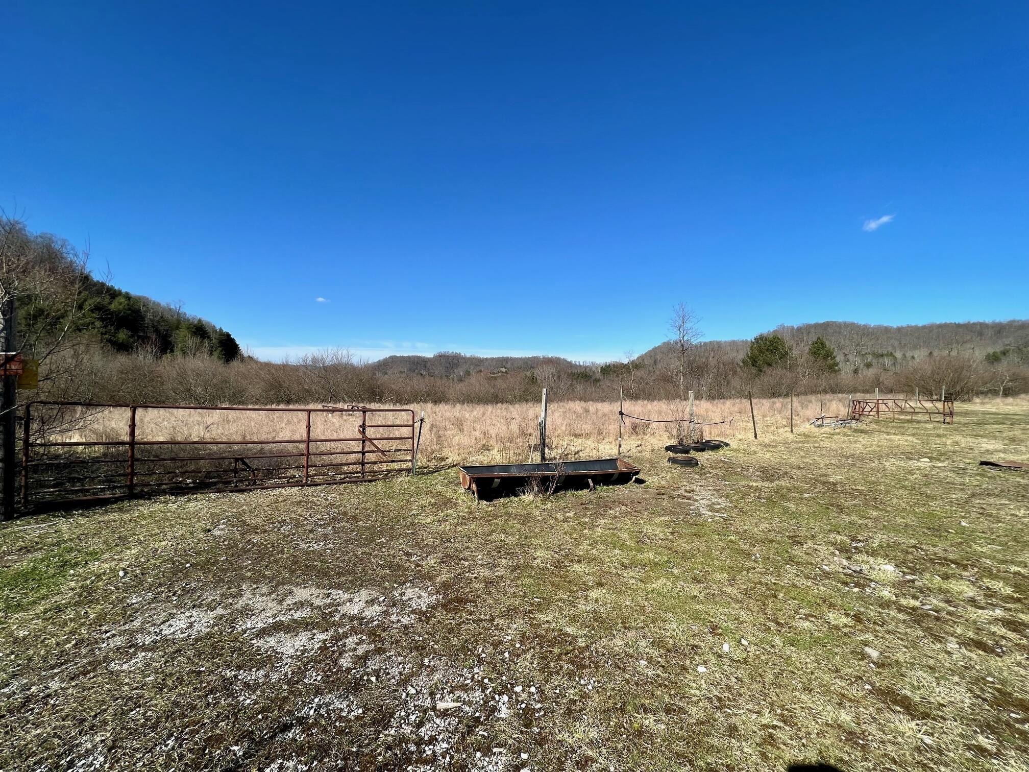Tbd Creekside Road Pound, VA 24279 - Photo 44 of 59 38