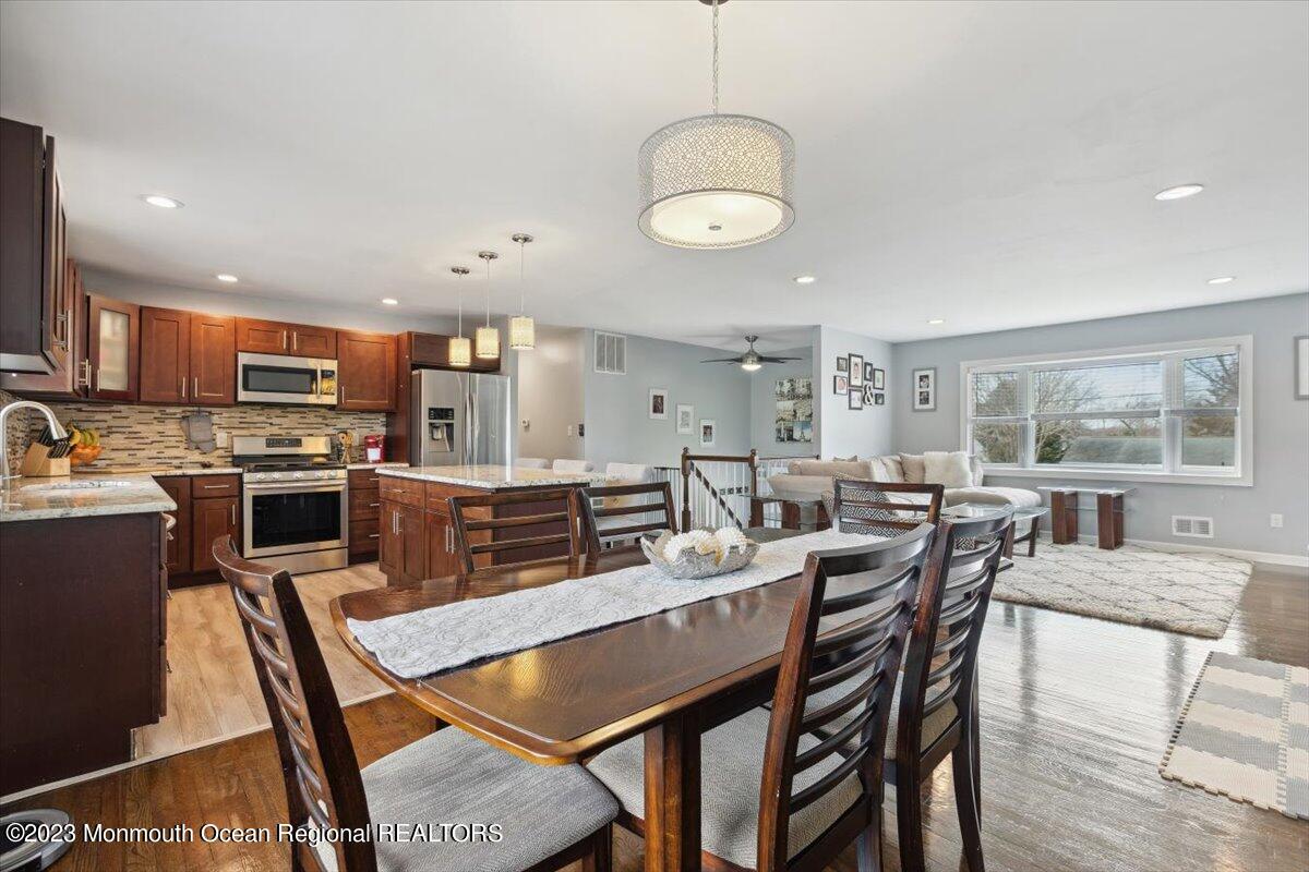 621 Peter Place Brick, NJ 08723 - Photo 14 of 41 14-621 Peter Place, Brick, NJ-14