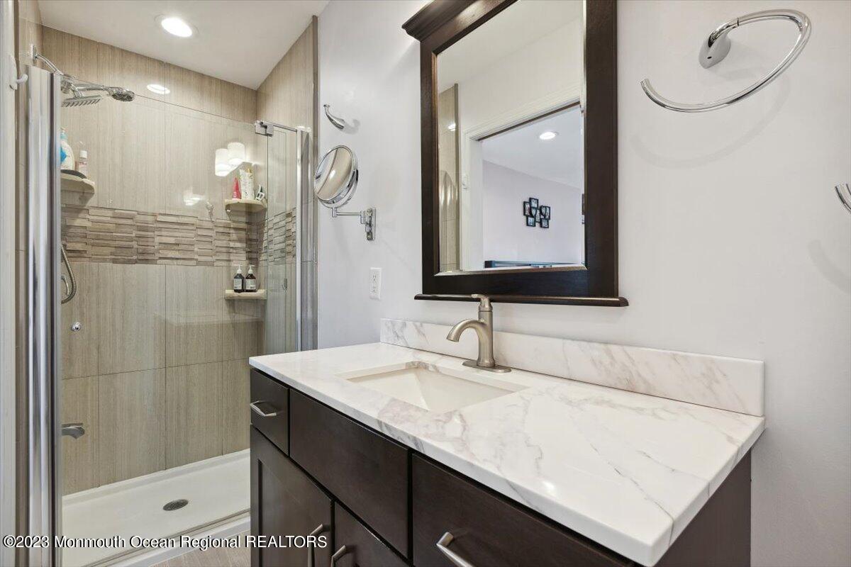 621 Peter Place Brick, NJ 08723 - Photo 18 of 41 18-621 Peter Place, Brick, NJ-18