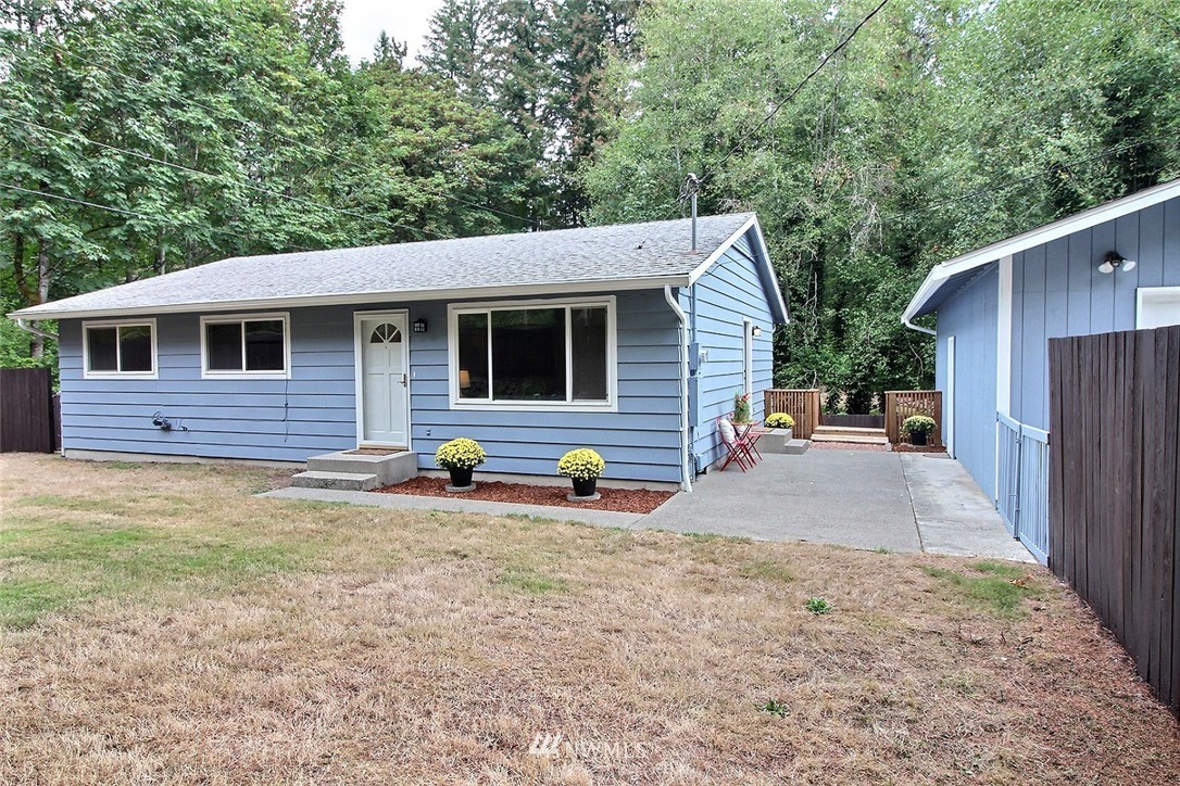 17720 Southeast Petrovitsky Road Renton, WA 98058 - Photo 1 of 23