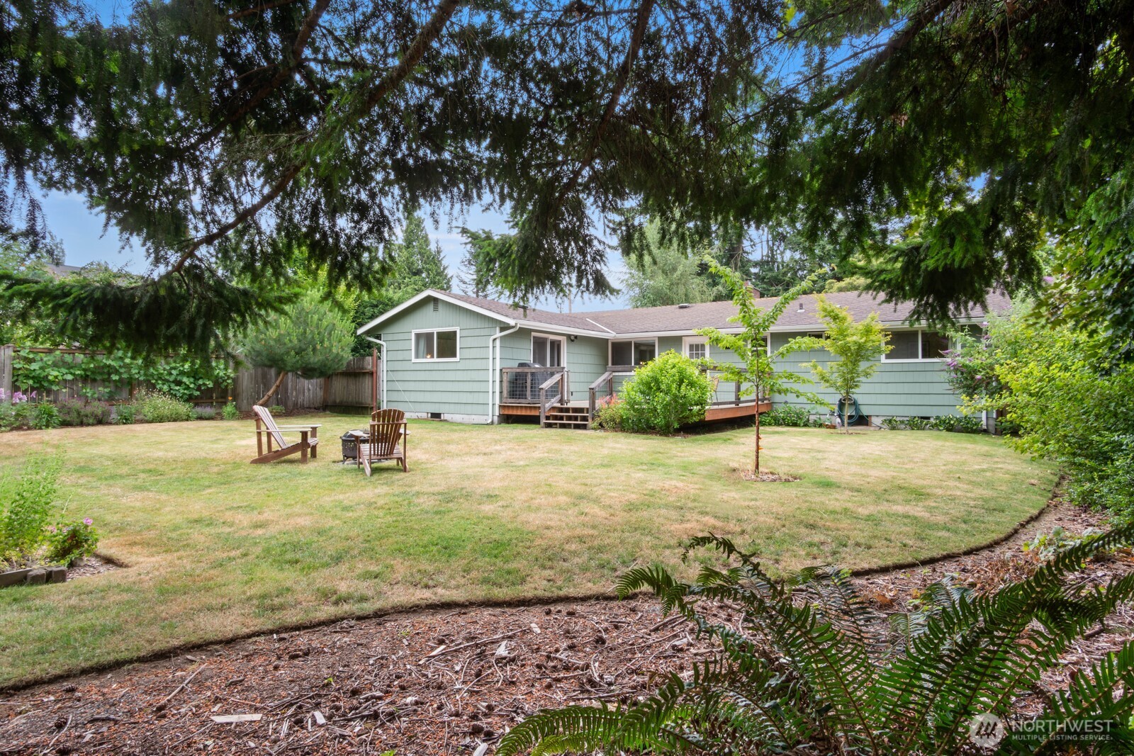 8915 218th Street Southwest Edmonds, WA 98026 - Photo 27 of 39