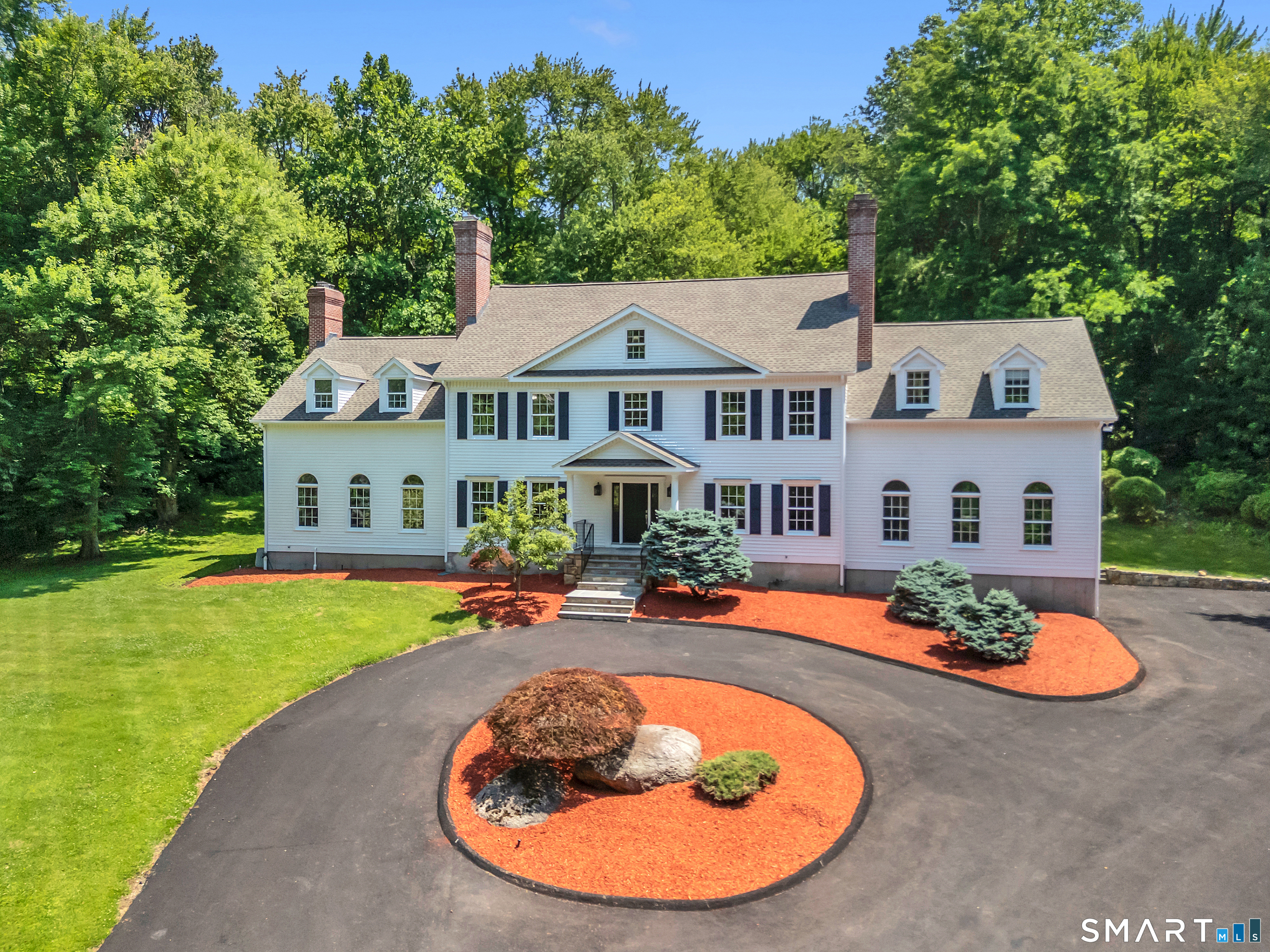 141 Putting Green Road Trumbull, CT 06611 - Photo 1 of 40